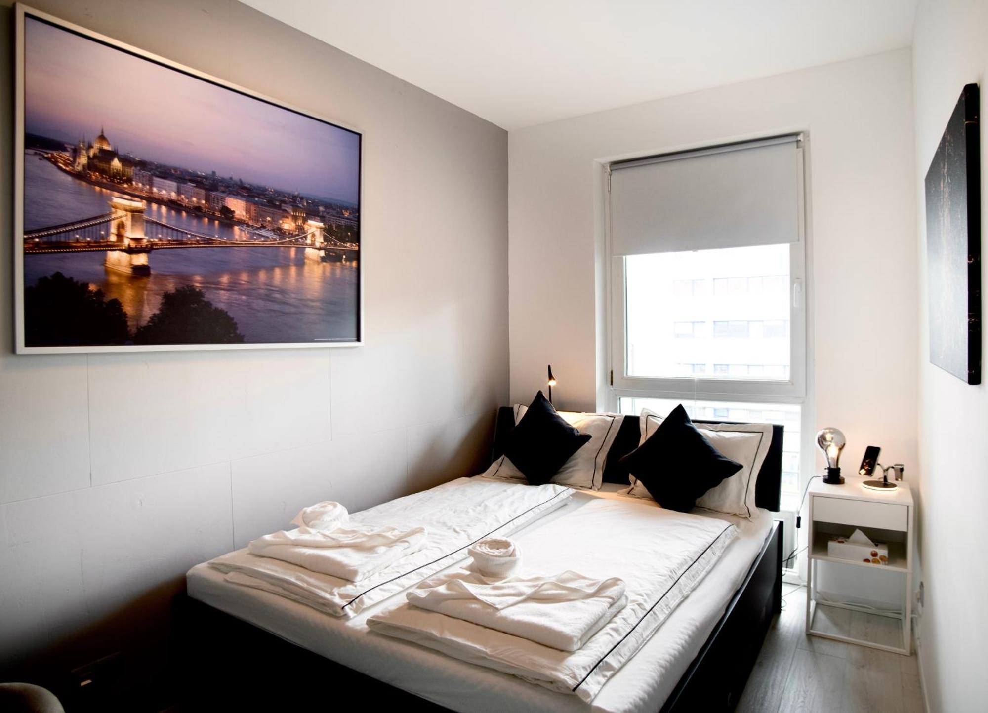 Suiteangel - Luxury Design Condo With Free Garage Budapest Exterior photo